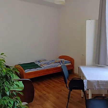 Hostal Cruz Mieszkanie Centrum Przytulny Czysty Lokal Na Noc Łódź
